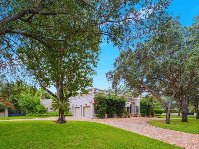 4300 Toledo St, Coral Gables FL 33146