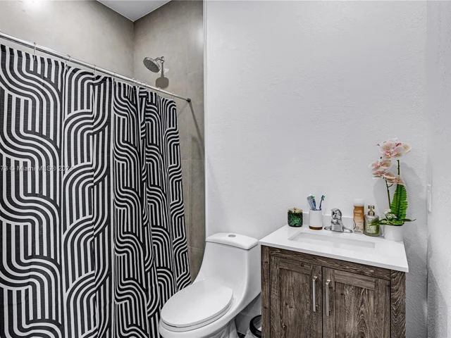 14214 SW 289th Ter, Homestead FL 33033