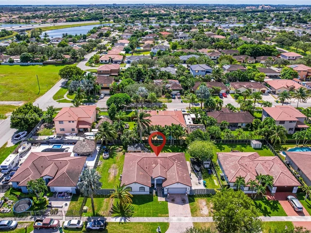 14214 SW 289th Ter, Homestead FL 33033