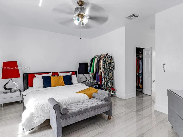 14214 SW 289th Ter, Homestead FL 33033