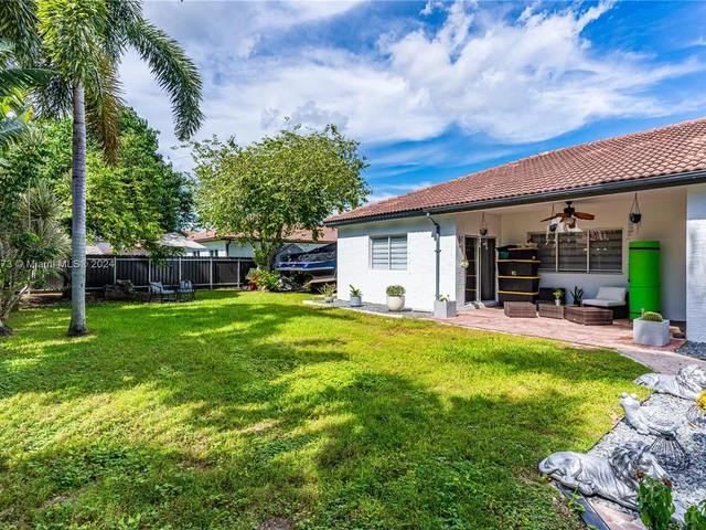 14214 SW 289th Ter, Homestead FL 33033