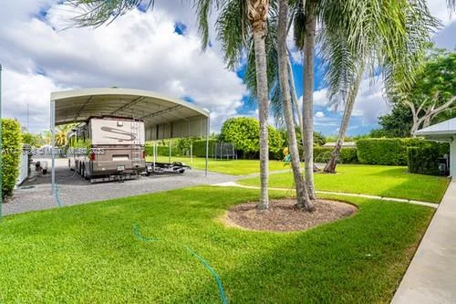 16941 SW 278th St, Homestead FL 33031