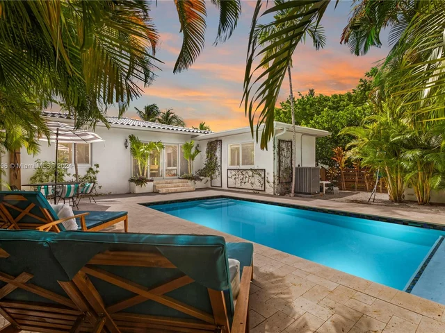 9065 Emerson Ave, Surfside FL 33154