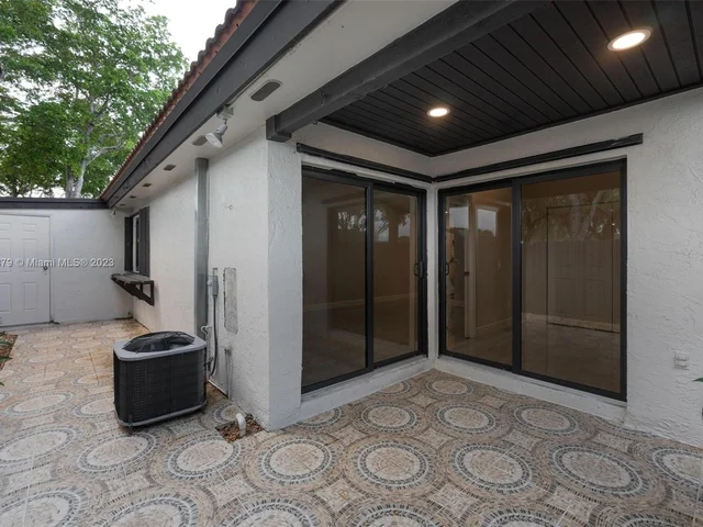 15270 SW 45th Ter # 61, Miami FL 33185