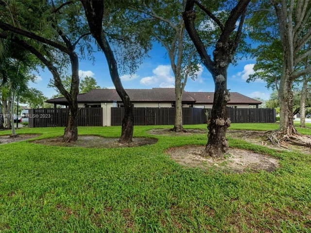 15270 SW 45th Ter # 61, Miami FL 33185