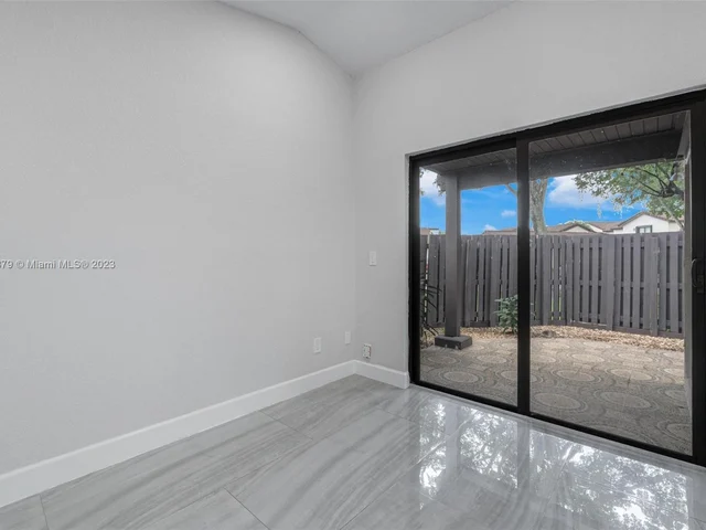 15270 SW 45th Ter # 61, Miami FL 33185