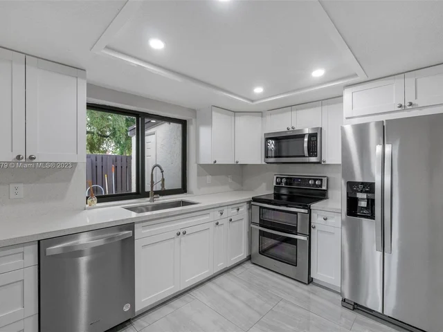 15270 SW 45th Ter # 61, Miami FL 33185