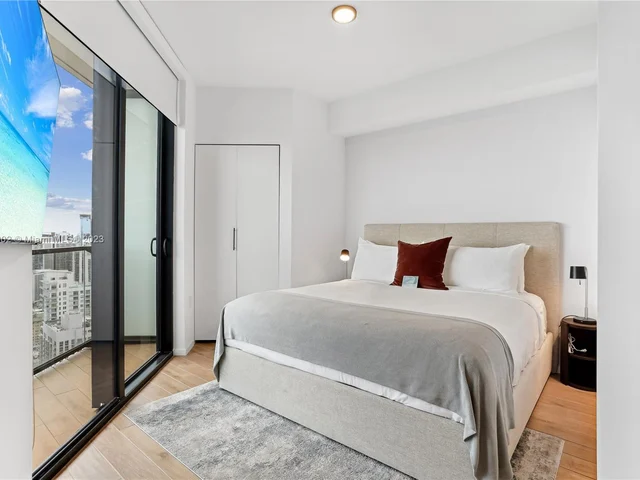 398 NE 5th St. # 4414, Miami FL 33132