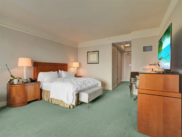 1435 Brickell Ave # 3005, Miami FL 33131