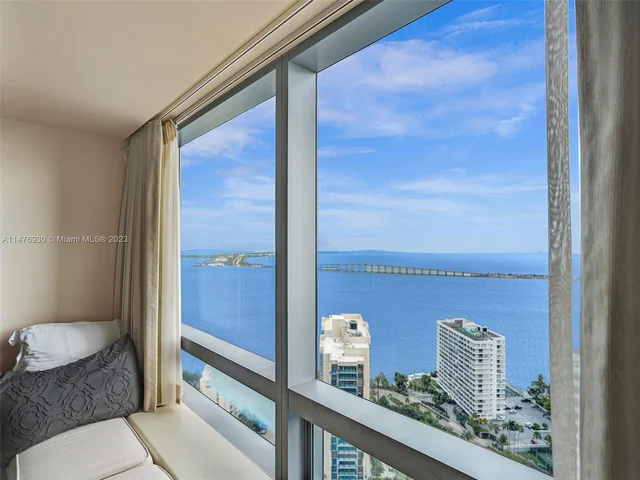 1435 Brickell Ave # 3005, Miami FL 33131