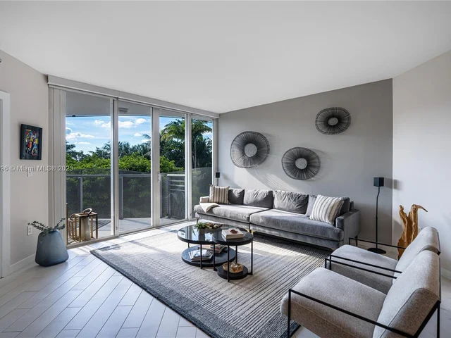 2155 Washington Ct # 307, Miami Beach FL 33139