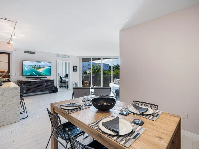 2155 Washington Ct # 307, Miami Beach FL 33139