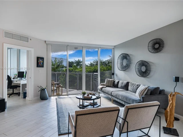 2155 Washington Ct # 307, Miami Beach FL 33139