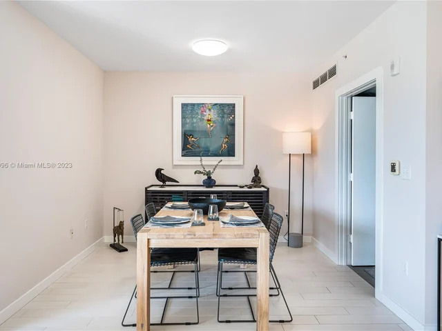 2155 Washington Ct # 307, Miami Beach FL 33139