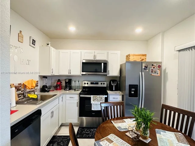 484 NE 4th Ter # 484, Florida City FL 33034