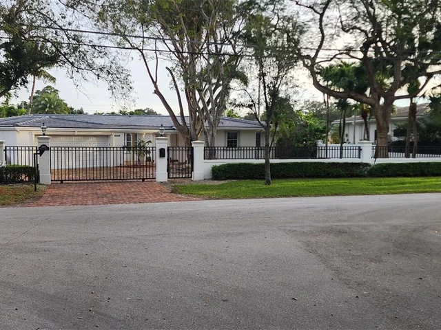 4945 Orduna Dr # 0, Coral Gables FL 33146