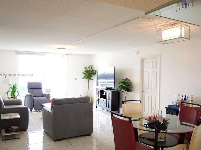 437 Golden Isles Dr # 12C, Hallandale Beach FL 33009