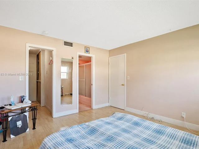 2115 NE 42nd Ct # 208N, Lighthouse Point FL 33064