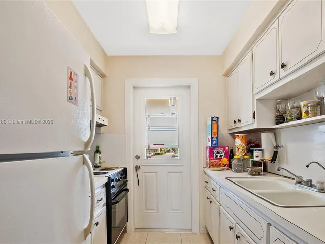 2115 NE 42nd Ct # 208N, Lighthouse Point FL 33064