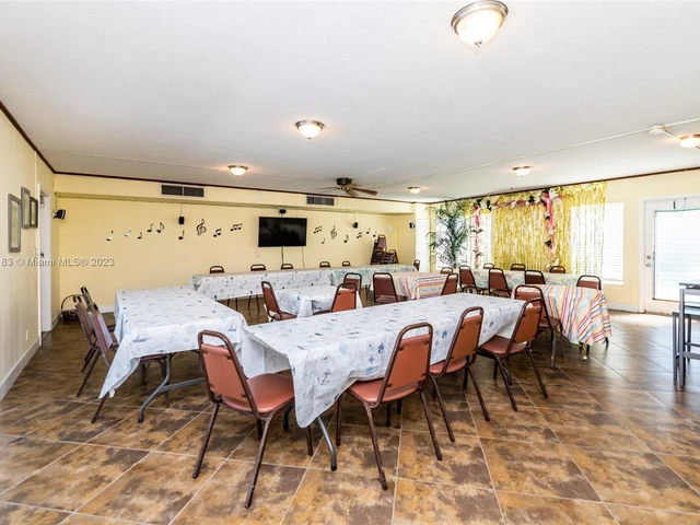 2115 NE 42nd Ct # 208N, Lighthouse Point FL 33064