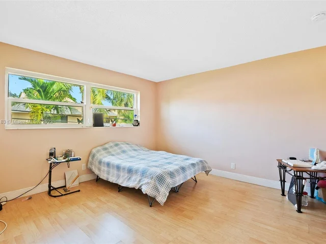 2115 NE 42nd Ct # 208N, Lighthouse Point FL 33064