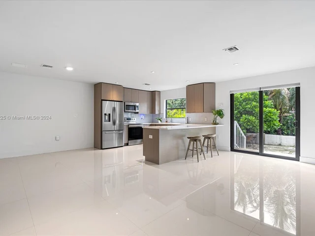 806 SW 29th St # 806, Fort Lauderdale FL 33315