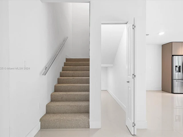 806 SW 29th St # 806, Fort Lauderdale FL 33315