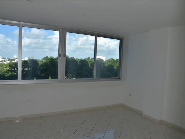 7135 Collins Ave # 501, Miami Beach FL 33141