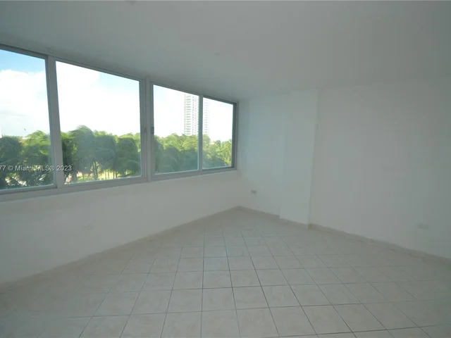 7135 Collins Ave # 501, Miami Beach FL 33141