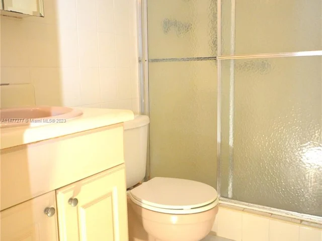 7135 Collins Ave # 501, Miami Beach FL 33141