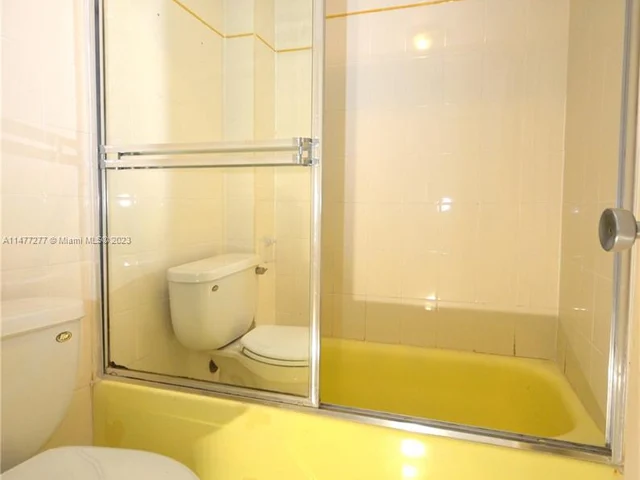 7135 Collins Ave # 501, Miami Beach FL 33141