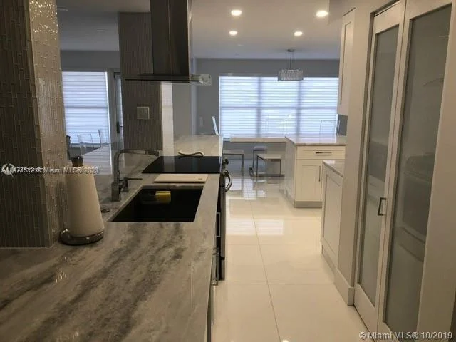 3900 Galt Ocean Dr # 111, Fort Lauderdale FL 33308