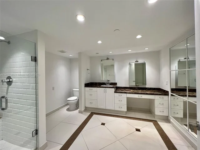 19355 Turnberry Way # 2L, Aventura FL 33180