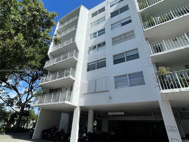 650 NE 64th St # G509, Miami FL 33138