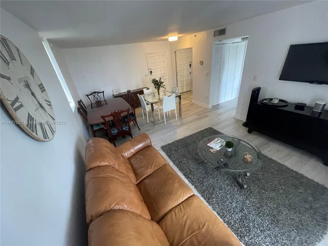 650 NE 64th St # G509, Miami FL 33138