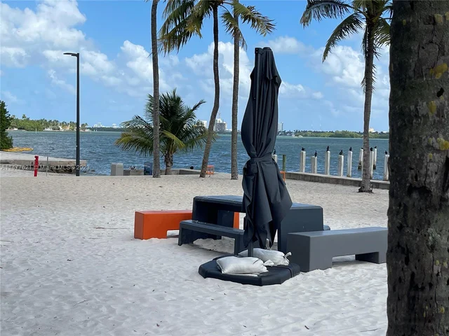 650 NE 64th St # G509, Miami FL 33138