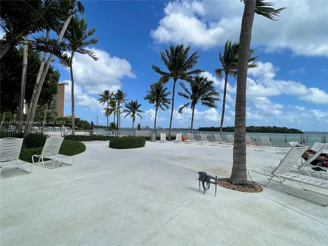 650 NE 64th St # G509, Miami FL 33138