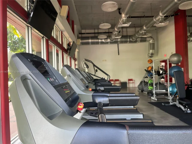 650 NE 64th St # G509, Miami FL 33138