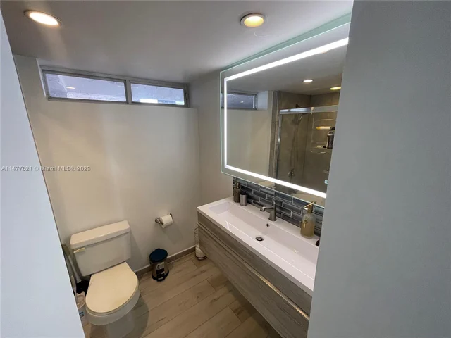 650 NE 64th St # G509, Miami FL 33138