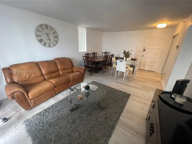 650 NE 64th St # G509, Miami FL 33138