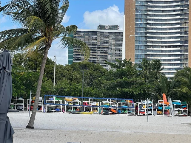 650 NE 64th St # G509, Miami FL 33138