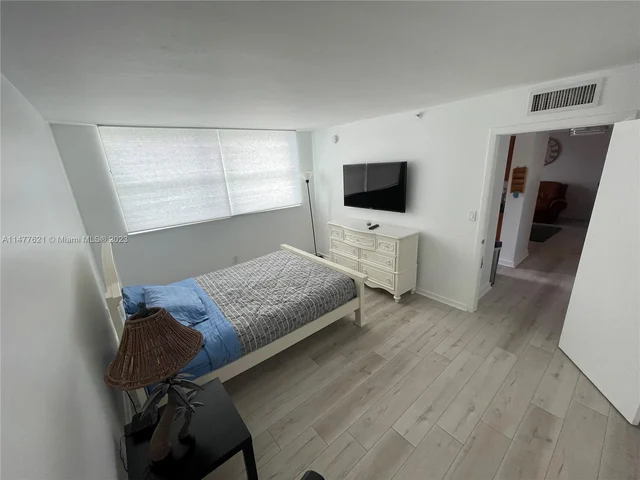 650 NE 64th St # G509, Miami FL 33138