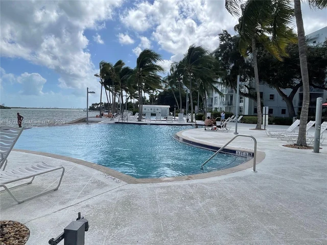 650 NE 64th St # G509, Miami FL 33138