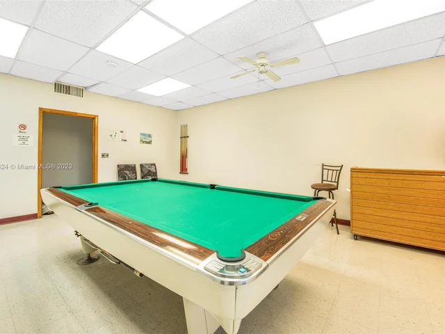 5300 Washington St # D308, Hollywood FL 33021