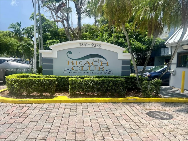 9355 fontainebleau # C111, Miami FL 33172