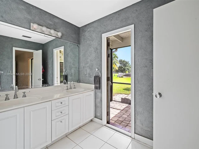 12223 NW 31st Dr, Coral Springs FL 33065