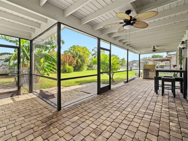 12223 NW 31st Dr, Coral Springs FL 33065