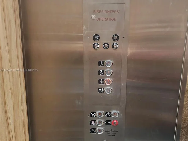 8005 Lake Dr # 201, Doral FL 33166