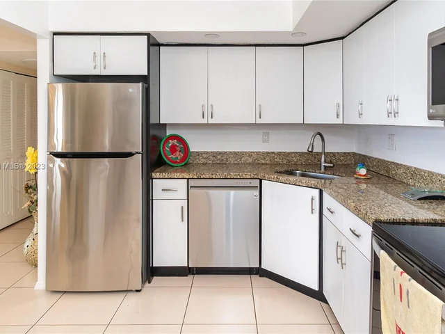 2150 Sans Souci Blvd # B605, North Miami FL 33181