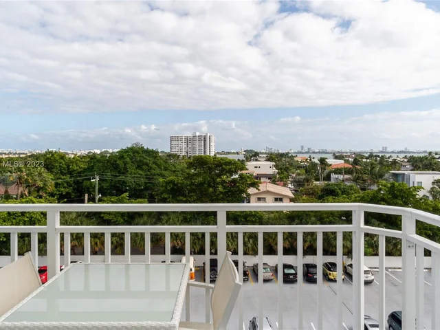 2150 Sans Souci Blvd # B605, North Miami FL 33181